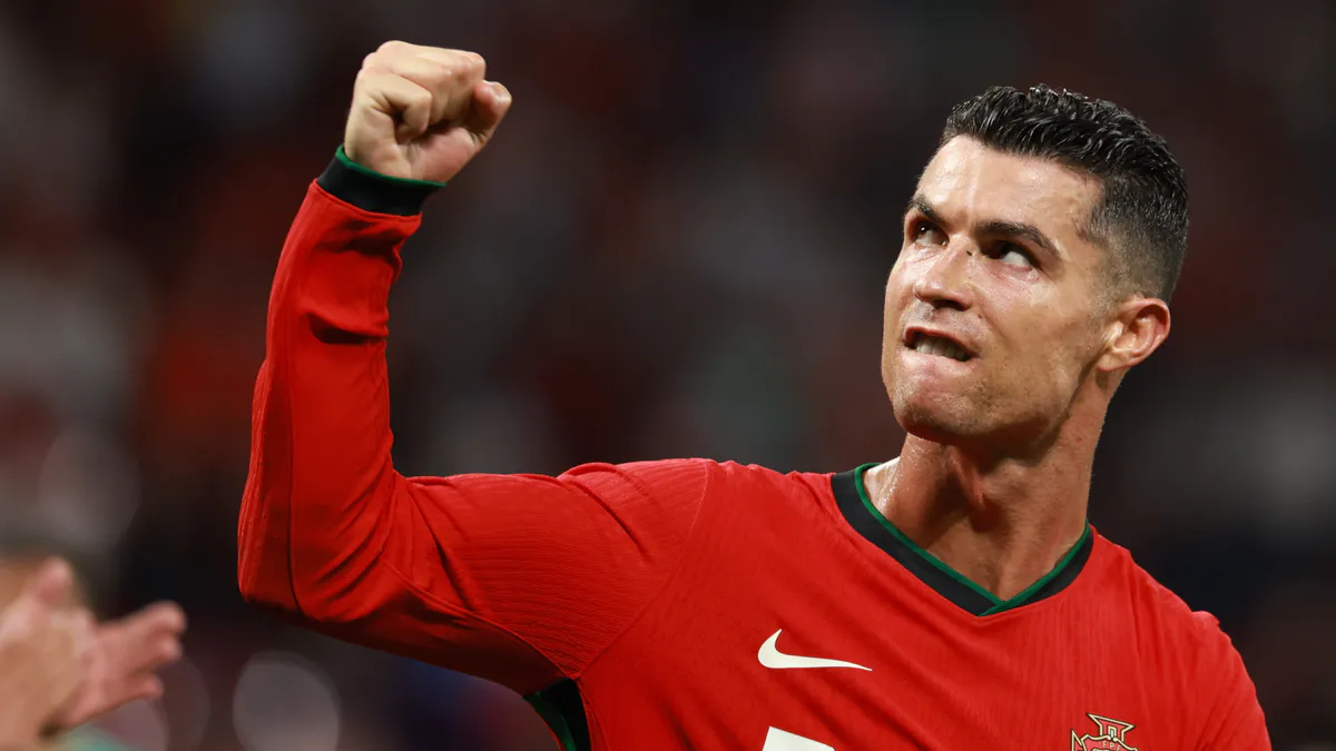 “Okropny gest”. Świat pisze o tym, co zrobił Ronaldo