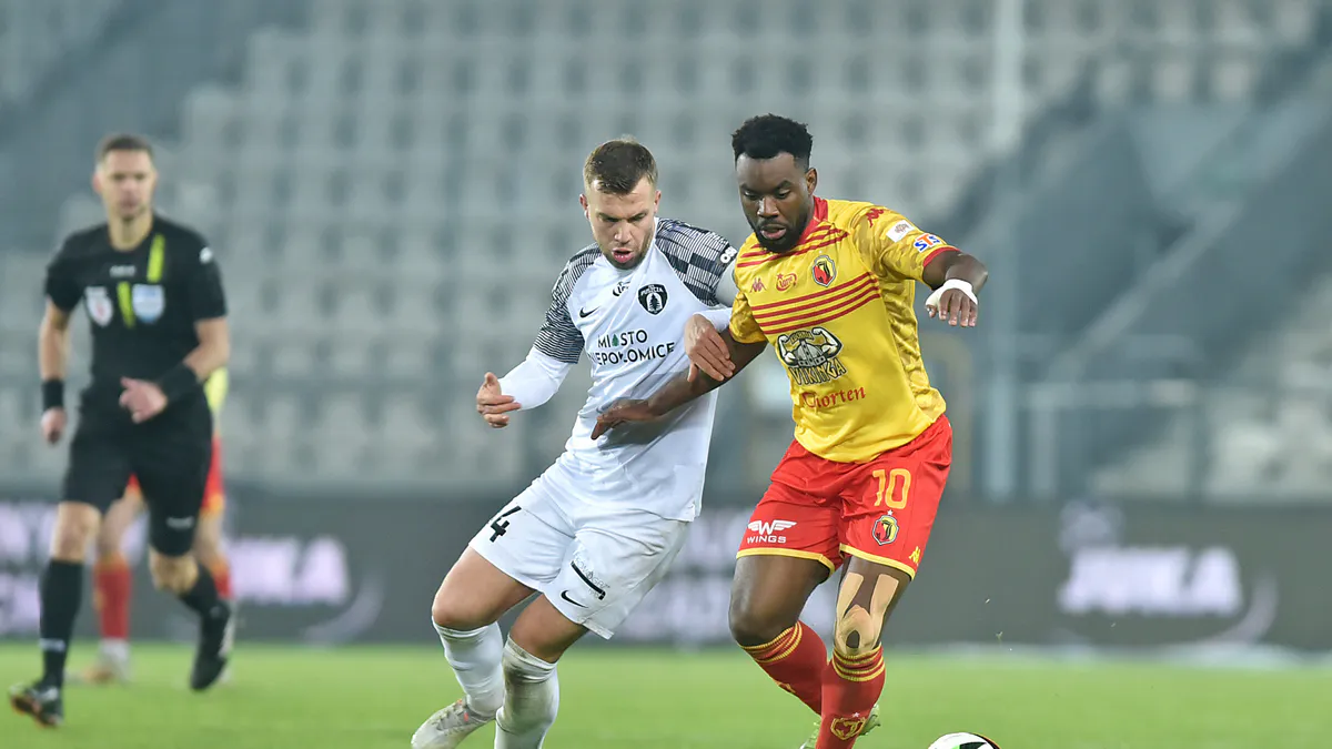 Afimico Pululu nie trenuje z Jagiellonią Białystok. Znamy oficjalny powód