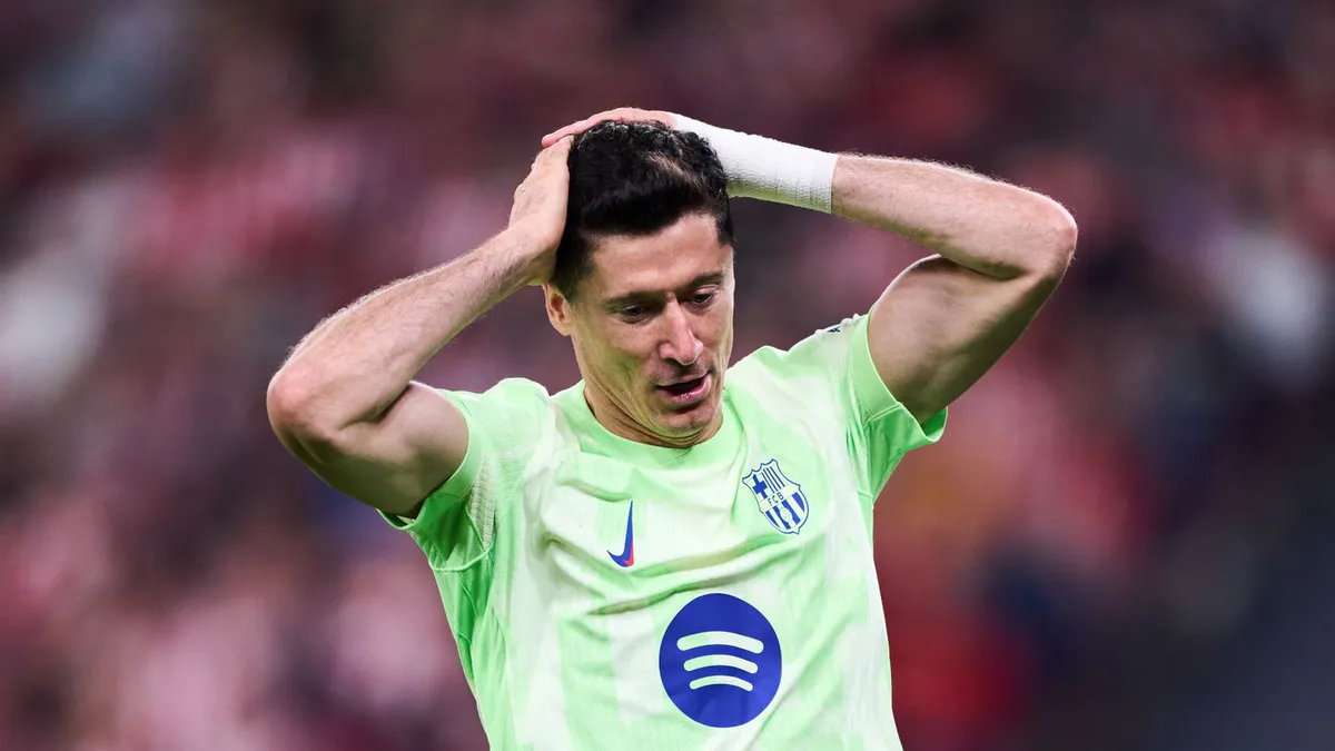 Lewandowski może stracić miejsce w składzie. On może go zastąpić