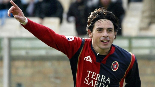 Mauro Esposito: “Tagliato dal Mondiale 2006 perché ero del Cagliari. Spariti tutti, nel calcio non ho amici”